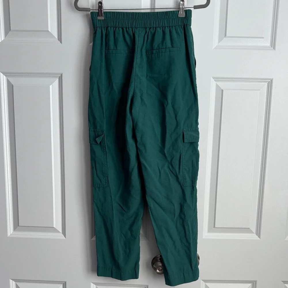 Women’s Green Cargo Jogger Pants - Picture 3 of 5